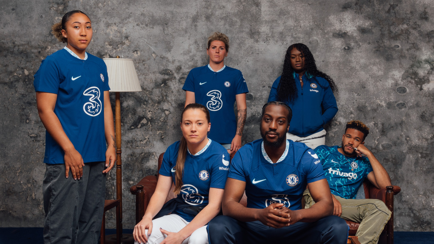 Chelsea fc top team store